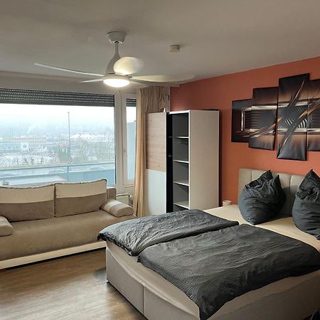 Schoenes Apartment Mit Festungsblick - Free Parking - Wurzburg Bagian luar foto