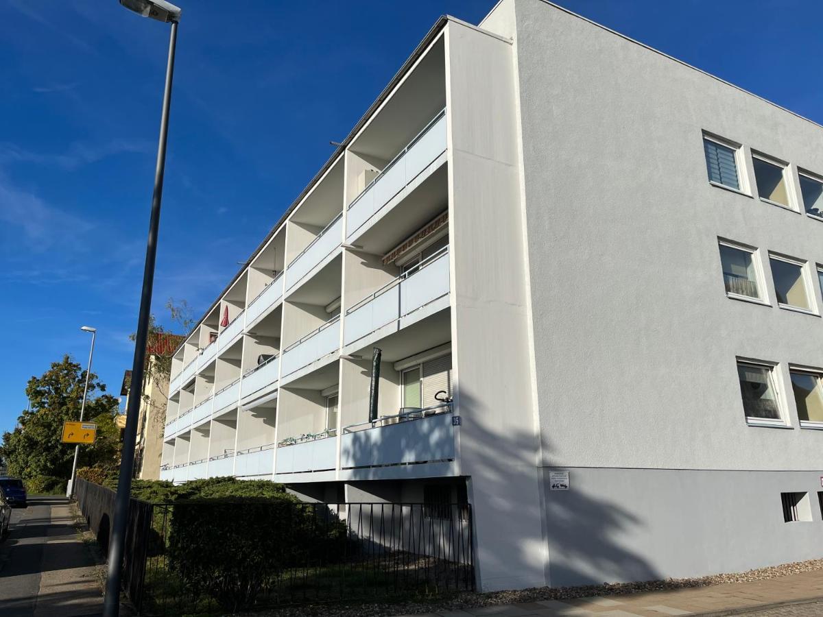Schoenes Apartment Mit Festungsblick - Free Parking - Wurzburg Bagian luar foto