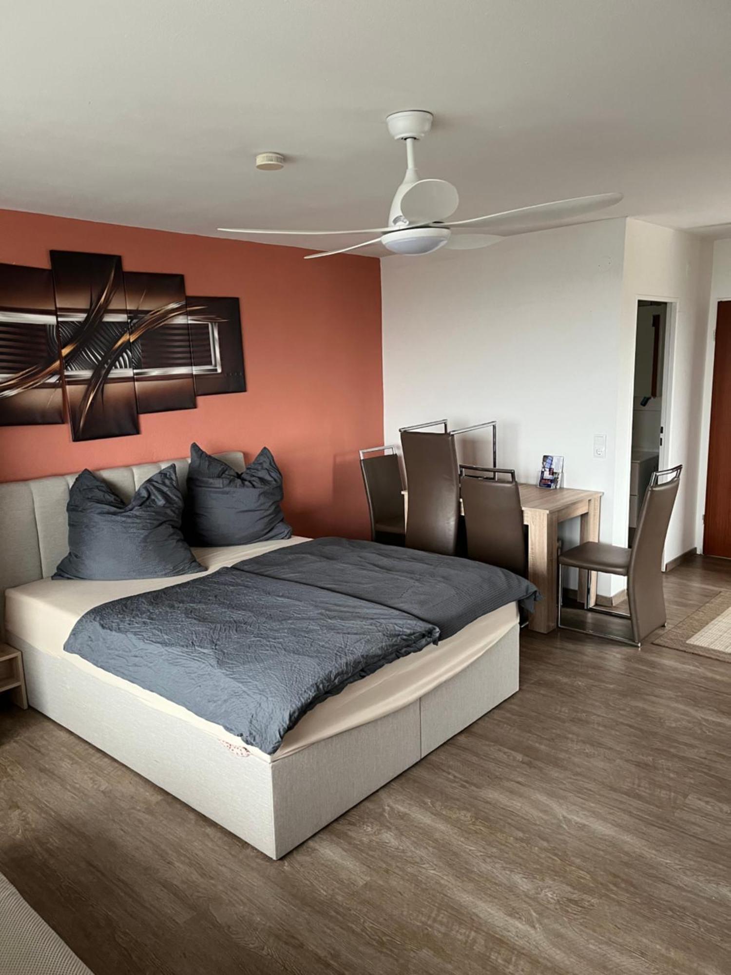 Schoenes Apartment Mit Festungsblick - Free Parking - Wurzburg Bagian luar foto